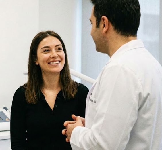 Gummy Smile Botoksu (Diş Eti Gülüşü)